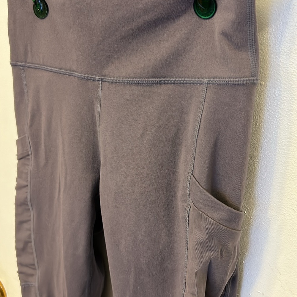 Fabletics Leggings Purple, ~11.5” across top